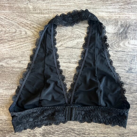 Black Lace Halter Bralette - Picture 2 of 3